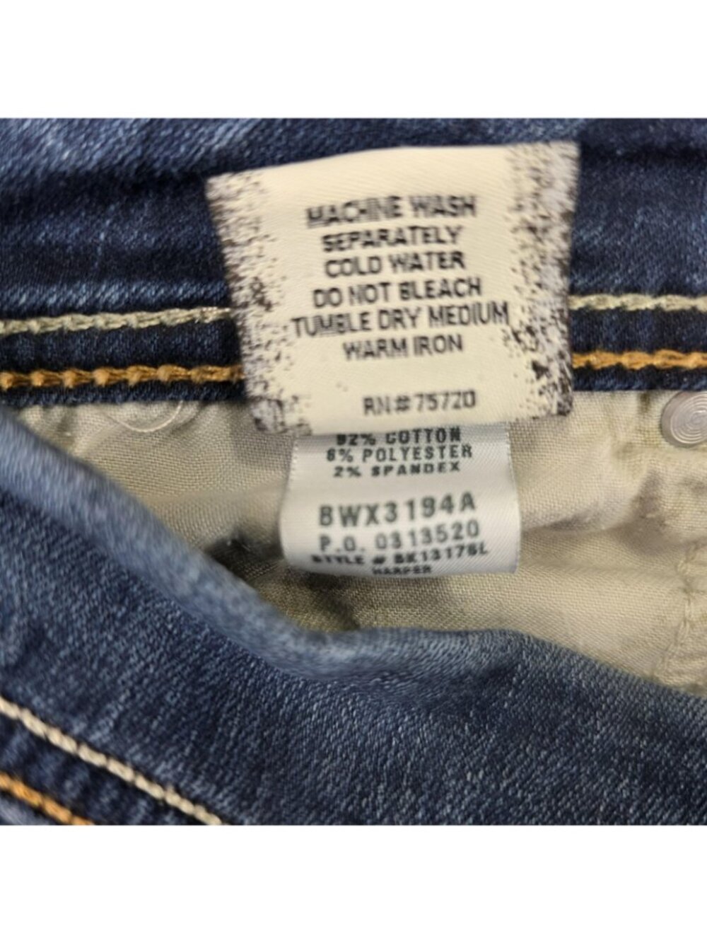 BKE Harper Bootcut Jeans Womens 28 Blue Stretch Denim Buckle Rhinestone Pocket - Picture 4 of 10